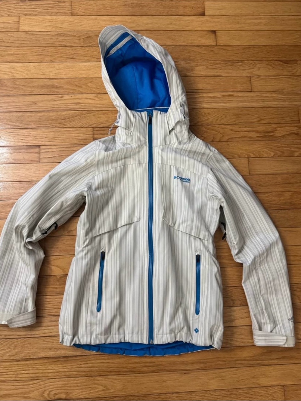 Columbia White Pinstripe Ski Jacket with Blue Accents